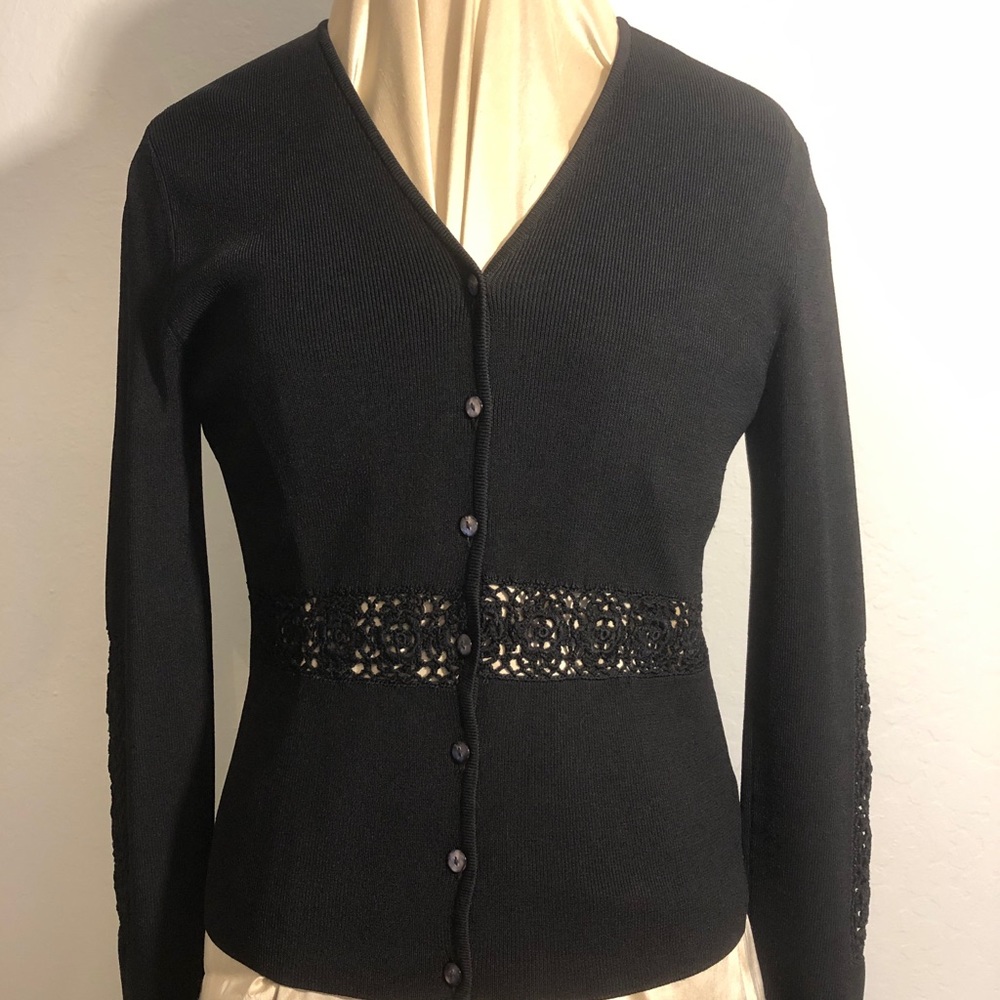 Women’s sweater
